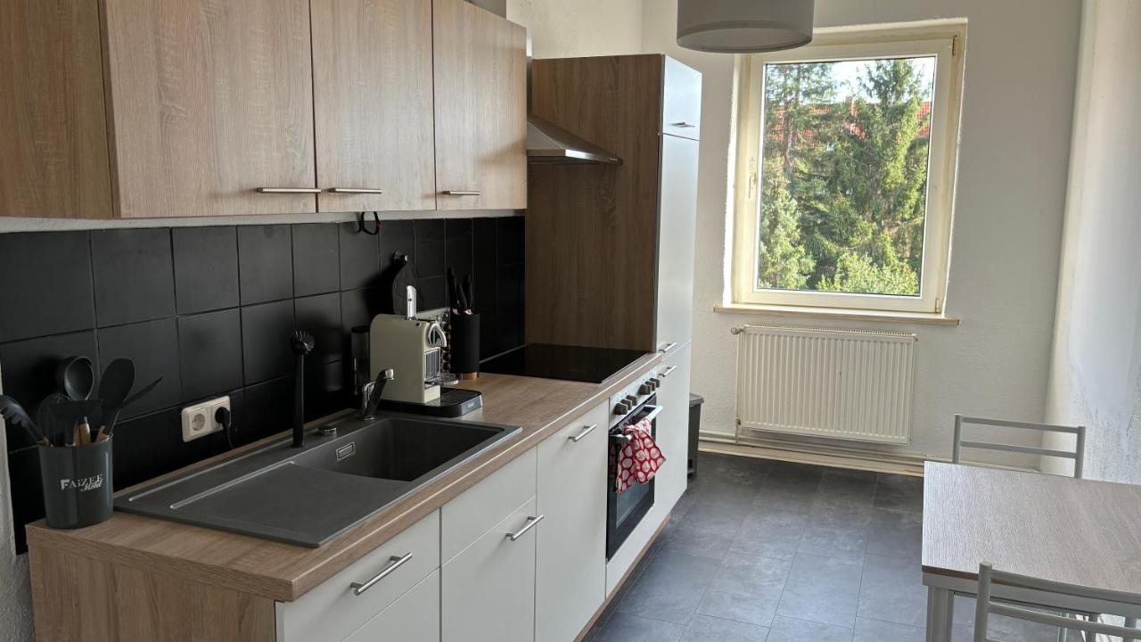 Bitterfelder Cityapartment Im Dichterviertel Zewnętrze zdjęcie